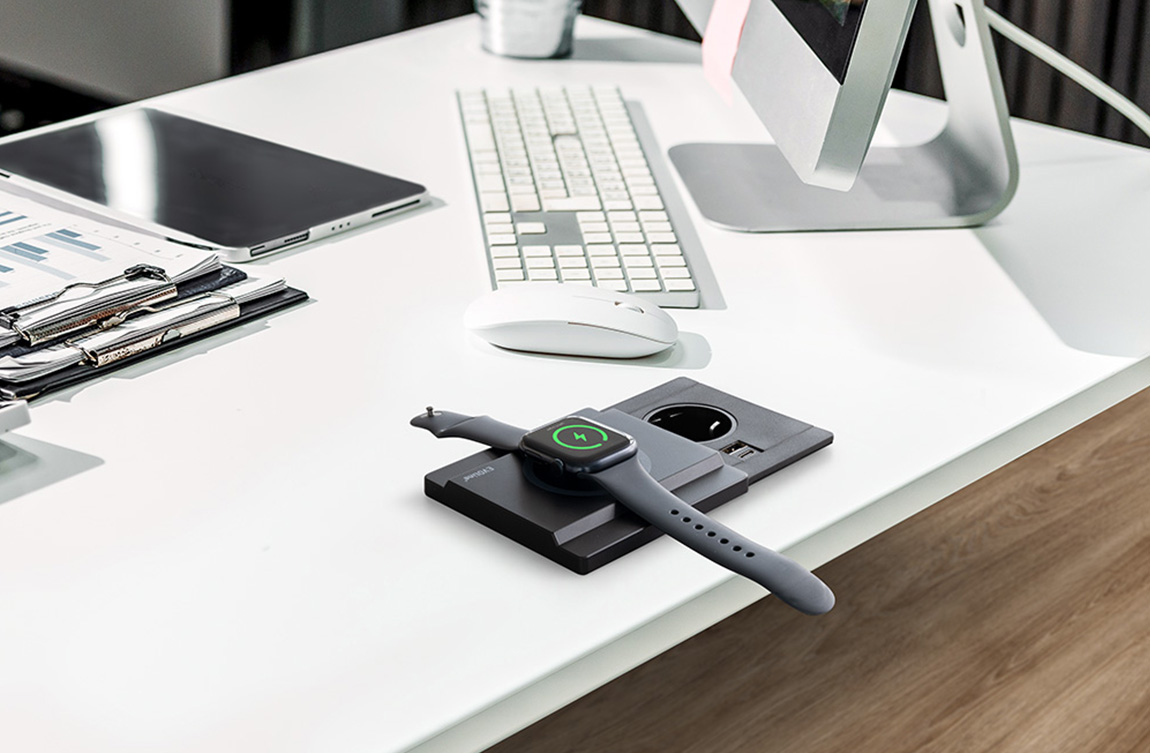 Kabelloses Laden am Arbeitsplatz mit Circle80 Schiebedeckel